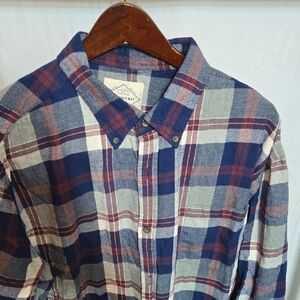 St. John's Bay Men's Casual Plaid Flannel Shirt